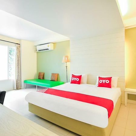 Oyo 307 Baan Udom Hotel Banguecoque Exterior foto