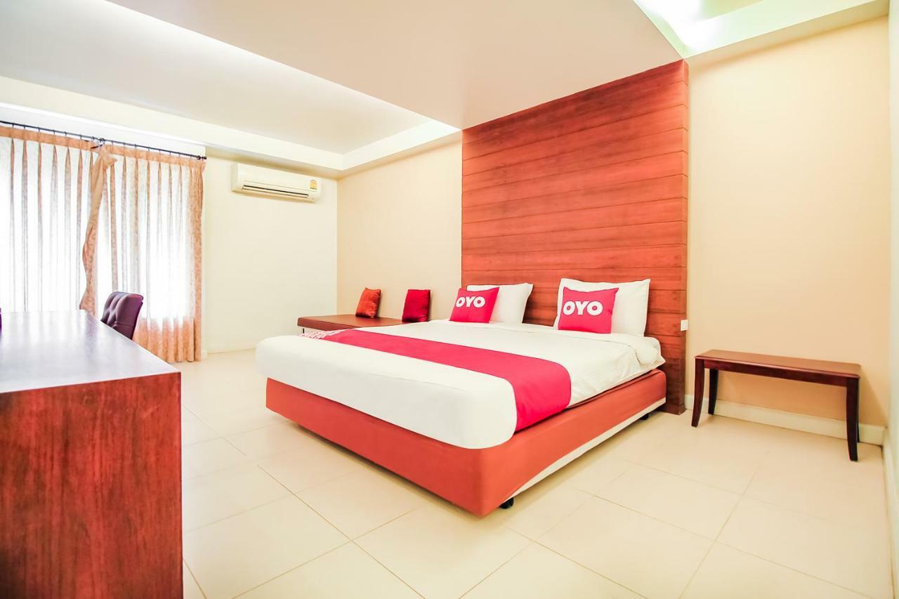 Oyo 307 Baan Udom Hotel Banguecoque Exterior foto