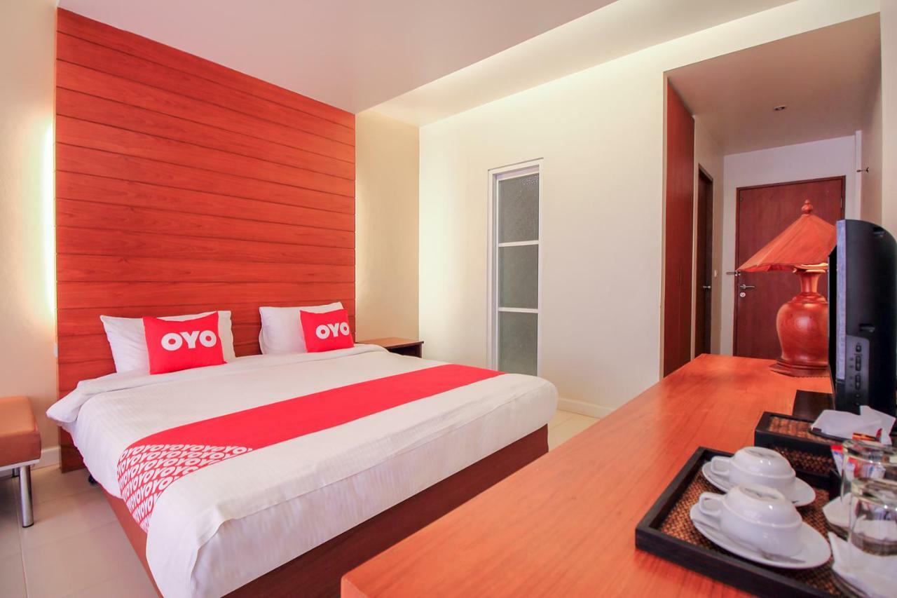 Oyo 307 Baan Udom Hotel Banguecoque Exterior foto